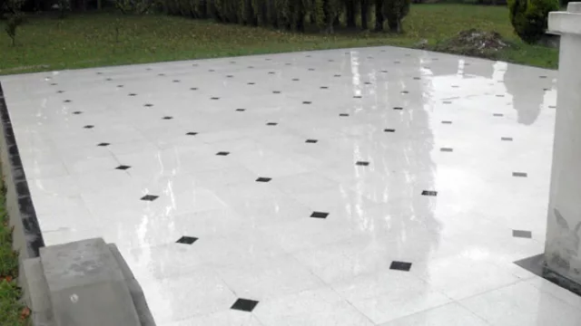 Algunas superficies pueden quedar resbaladizas, tome las precauciones necesarias para evitar accidentes.