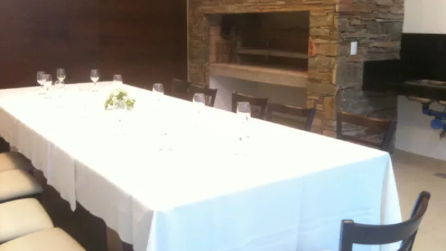 El apart hotel cuenta con una zona de quinchos con asadores propios.