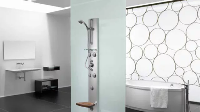 Se conocen también como hidromasajes verticales y al igual que las duchas escocesas ofrecen un repertorio de masajes que acentúan la relajación.