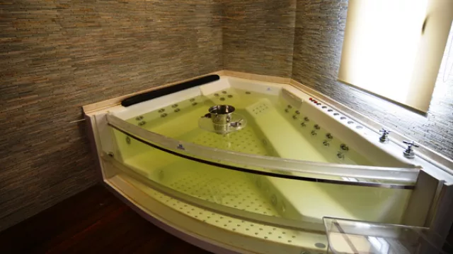 Agregarle el colchón de burbujas cuesta unos $2.700, a diferencia de los jets masajeadores, la sensación es una caricia envolvente.