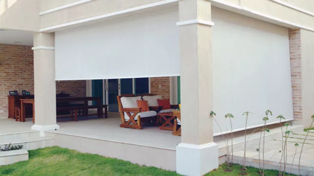 Parando el sol con un toldo