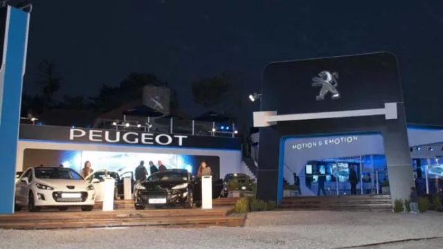 El stand de Peugeot en Pinamar.