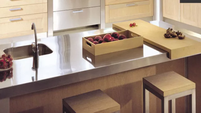 El acero acompaña el criterio de brillo extremo que hoy reina en la cocina. Sus cualidades son tan conocidas como la dificultad para mantenerlo.