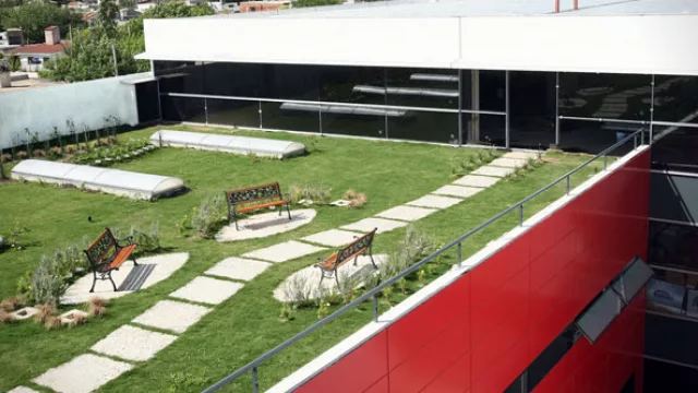 Concesionario Naum. Reducen un 30 por ciento el consumo de energía utilizada para climatizar tanto en verano como en invierno