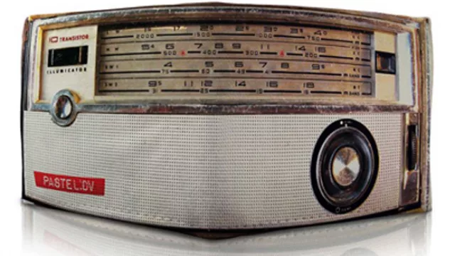 Santiago Fontaine, se ganó esta billetera retro.