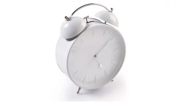 Luciana Yelicich, se lleva este gran reloj gentileza de The Bugplanet.