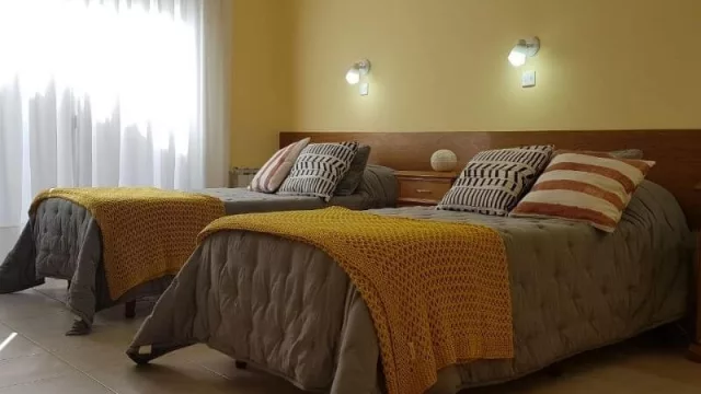 Casa Brisa, un nuevo espacio que pretende irrumpir en el mercado de la geriatría en Córdoba (servicio premium y un futuro bilingüe desde $ 70.000/mes)