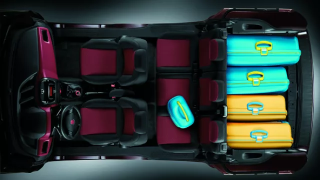 La gran capacidad de carga de la Dobló para pasajeros (foto 1)