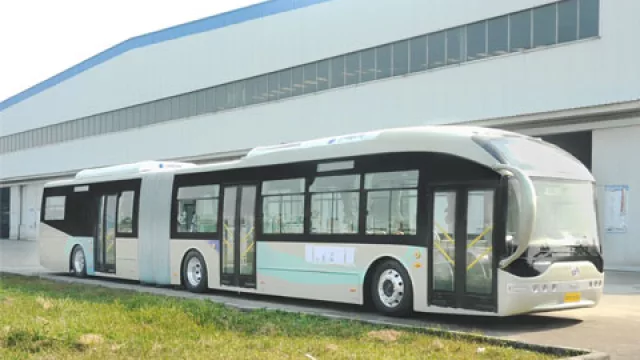 Proponen que los corredores “Sólo Bus” sean prestados por ómnibus eléctricos (bajaría la tarifa, dicen)