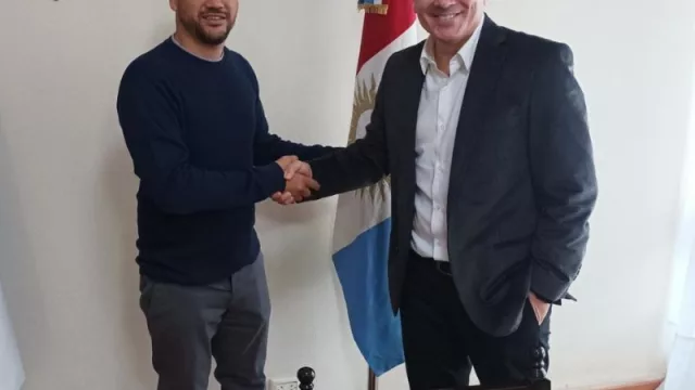 InfoNegocios presentó IN Alta Gracia al intendente Marcos Torres (ya son 6 las IN Ciudades y vienen más)