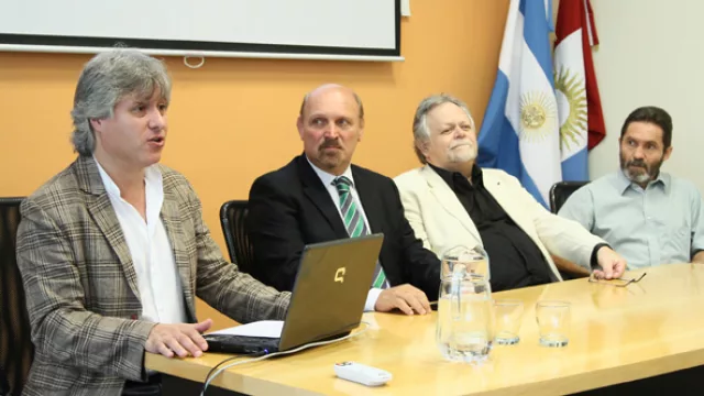 Maderas, metales y plásticos, tres industrias que montan un sitio para encontrar negocios y complementación