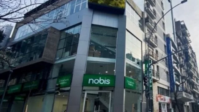 Nobis presenta nuevo rebranding de marca y se instala en pleno centro de la ciudad ($ 30 millones invertidos)