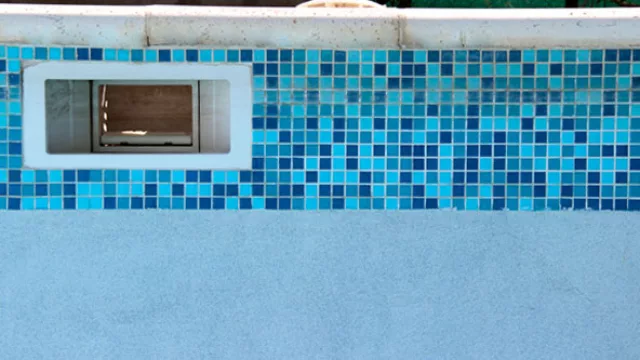 Personalizá tu pileta. Es posible que se diseñe una guarda con venecitas y el resto se cubra con “Agua de piedra”. El mercado está a los pies del diseño. ¡por suerte!