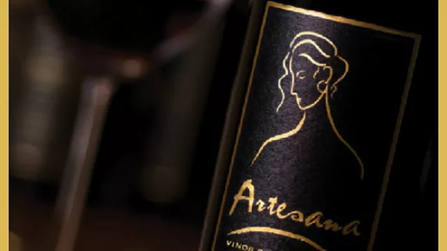 El primer Zinfandel es de la joven bodega Artesanal que aceita canales de distribución