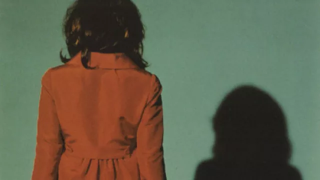 Betina Edelberg, Contraposiciones