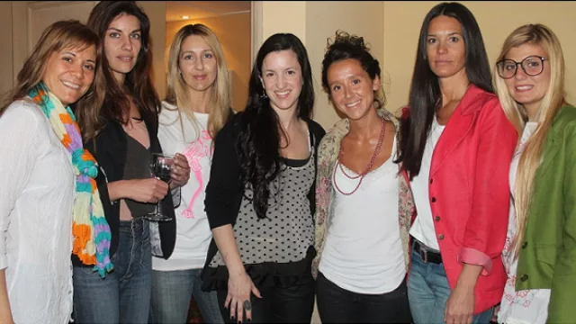 Alumnas del Taller, junto a Anabella Rao y Silvina Carreras Dann.