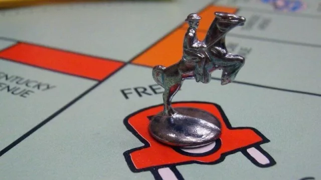 El Estado como regulador de la competencia, dice