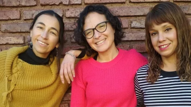 Equipo Regenerarte. Marina Córdoba, Natalia Ríos y Verónica Peralta. Fotos gentileza de  Escuela Regenerarte.