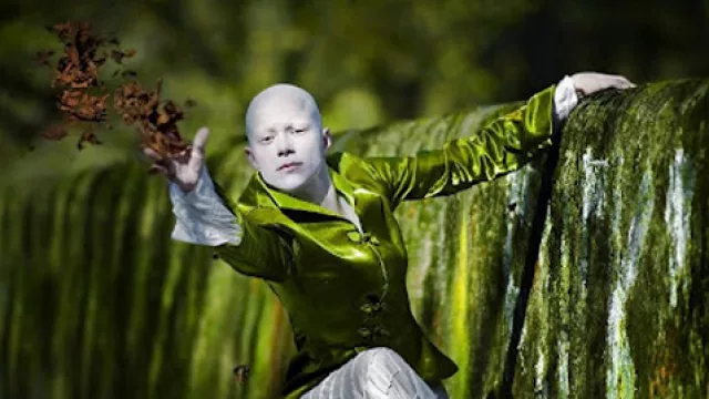 Miriam Reyes, Qué lejos de la tierra tu cuerpo