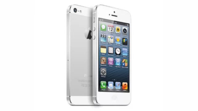 Y el iPhone 5 fue presentado, con la nueva familia de productos de Apple
