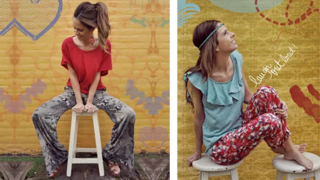 pantalones anchos, multicolores combinados con remeras muy coloridas y con vuelos aplicados.