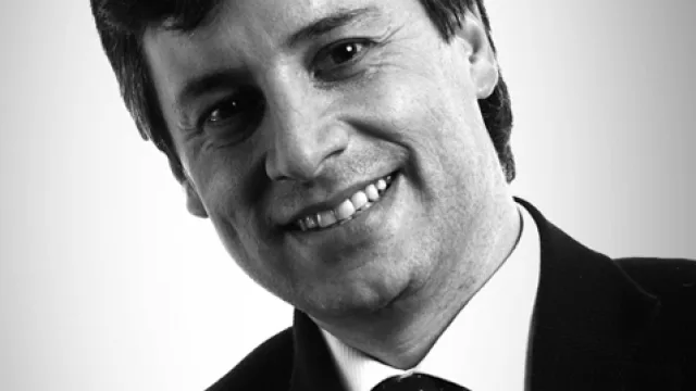 Villella dixit: “Quien tiene dólares hoy puede comprar hasta un 20% más barato”