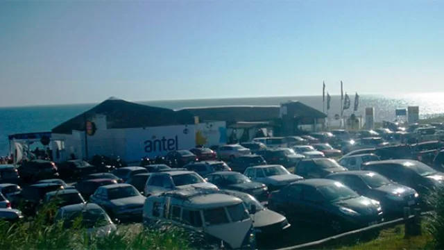 Volvió a caer la venta de autos (-6%) pero creció la de utilitarios (4%) y camiones (18%)