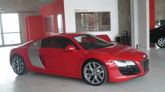 Audi R8 V10