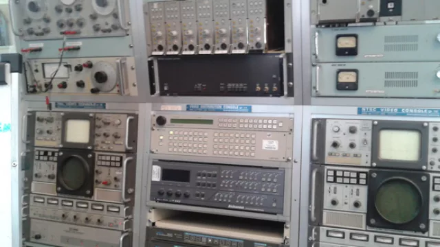 Una reliquia: equipos que datan de la época en la cual la estación enviaba y recibía señales de TV