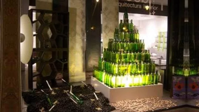 Espacio diseñado en una feria de arquitectura e interiorismo, como propuesta de escaparate de un local de venta de bebidas.