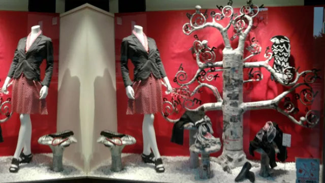 Presentación en importante local de ropa, de la  temporada Primavera-Verano en  Barcelona. 