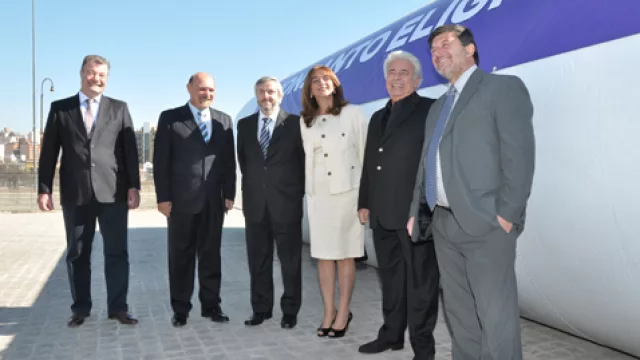Equipo completo en la presentación de las inversiones ayer, en Casa de Gobierno