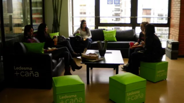 CopyFree quiere livings en las universidades cordobesas (lanzó su periódico y Club CopyFree)