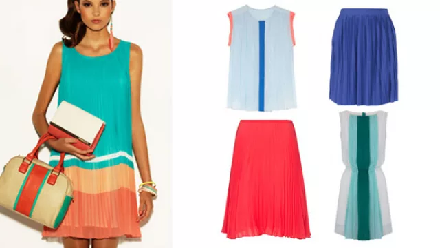 Molderías plisadas, en perfecta combinación en estampados a rayas de tonos pasteles con ácidos y monocromáticos.