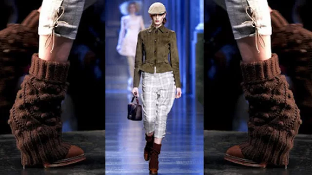 Opción en lana, que presentó Christina Dior en su desfile de temporada. Cubre la totalidad del zapato y llega unos cm arriba de talón.