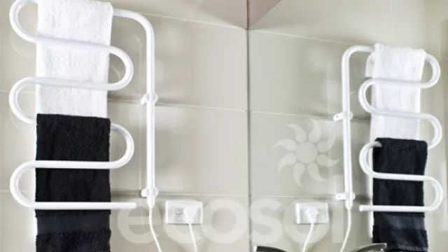 Toallero para baño: fácil de instalar, giratorio y con protección contra la caída vertical del agua