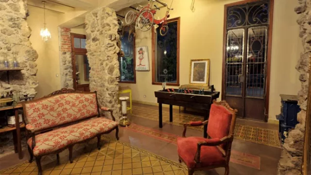 Muebles restaurados decoran todo los ambientes