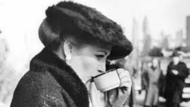 Marina Colasanti, Ceremonia del té