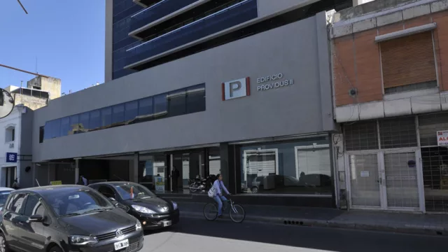 La fachada del edificio Providus II, ubicado en Jujuy 443