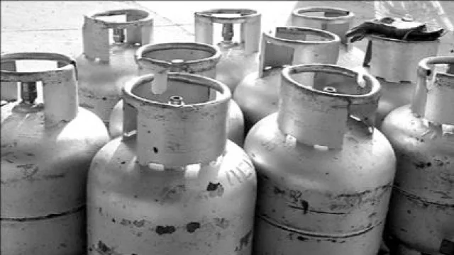 A falta de gas natural, buenas son las garrafas: en Río Cuarto hay edificios que las utilizan y en Córdoba loteos