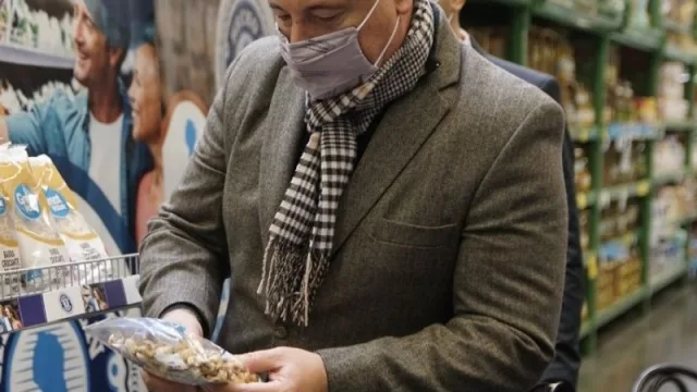 ¡Vamos las pymes!: Walmart y el Ministerio de Industria, Comercio y Minería firman un acuerdo para promover su desarrollo (a nivel regional)