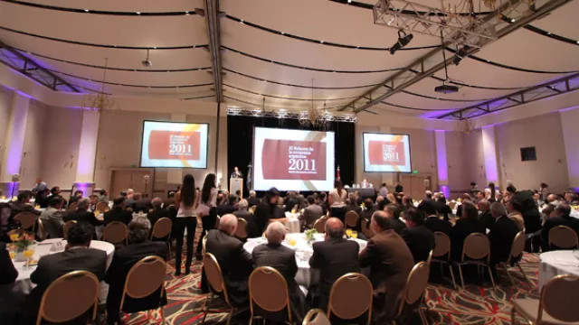 El equipo del IIE que realiza ese gran trabajo que es el Balance de la Economía Argentina; sólo faltó lectura política de las cifras