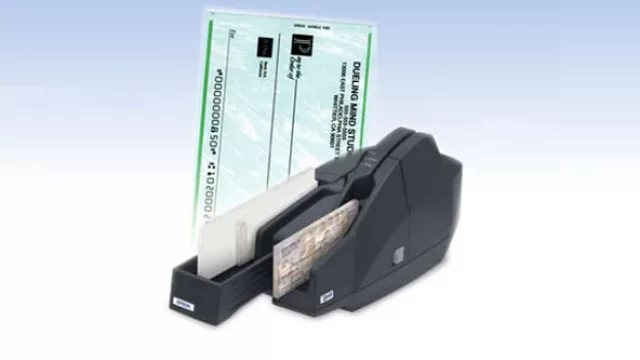 El práctico escáner de cheques de Epson (un poco caro todavía)