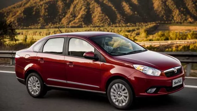 Señoras y señores, el Fiat Grand Siena, sucesor de uno de los autos más vendidos de la marca en la región