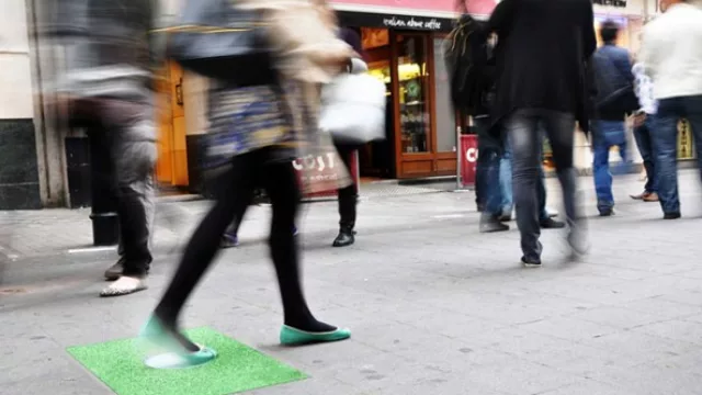 Keep walking: baldosas que reciclan la energía de tus pasos