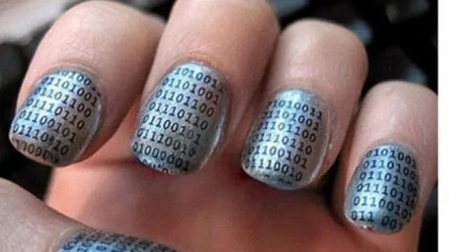 Intel estudió a las mujeres: 8 de cada 10 se conecta todos los días