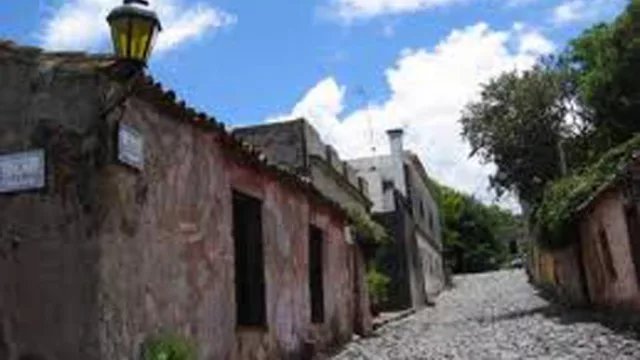 Uruguay: Colonia supera el 84% de ocupación (en enero ingresaron por el puerto 114.000 pasajeros)