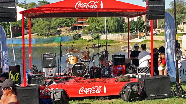 Show Beach – Lago San Roque