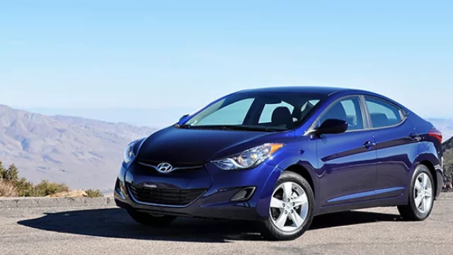 Chile: Hyundai Elantra, el auto del año en EEUU, es 48% más barato que el VW Passat