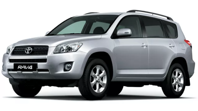 La RAV4, al igual que el resto de los vehículos comercializados por TOYOTA, posee una garantía de 3 años o 100.000 km. (lo que ocurra primero) transferible.